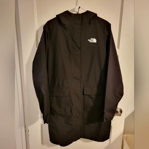 NWOT Northface long black jacket